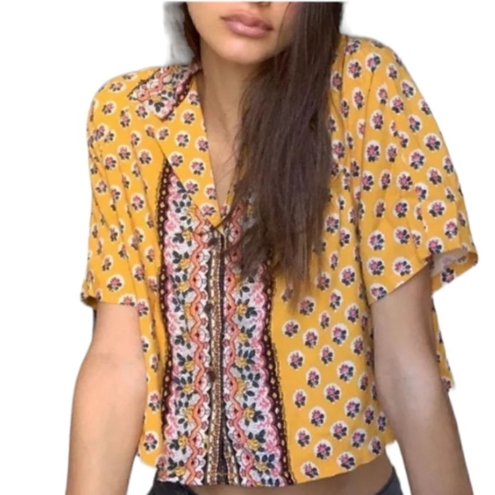 EC URBAN OUTFITTERS "NOAH" BUTTON DOWN CROP TOP SZ. S
